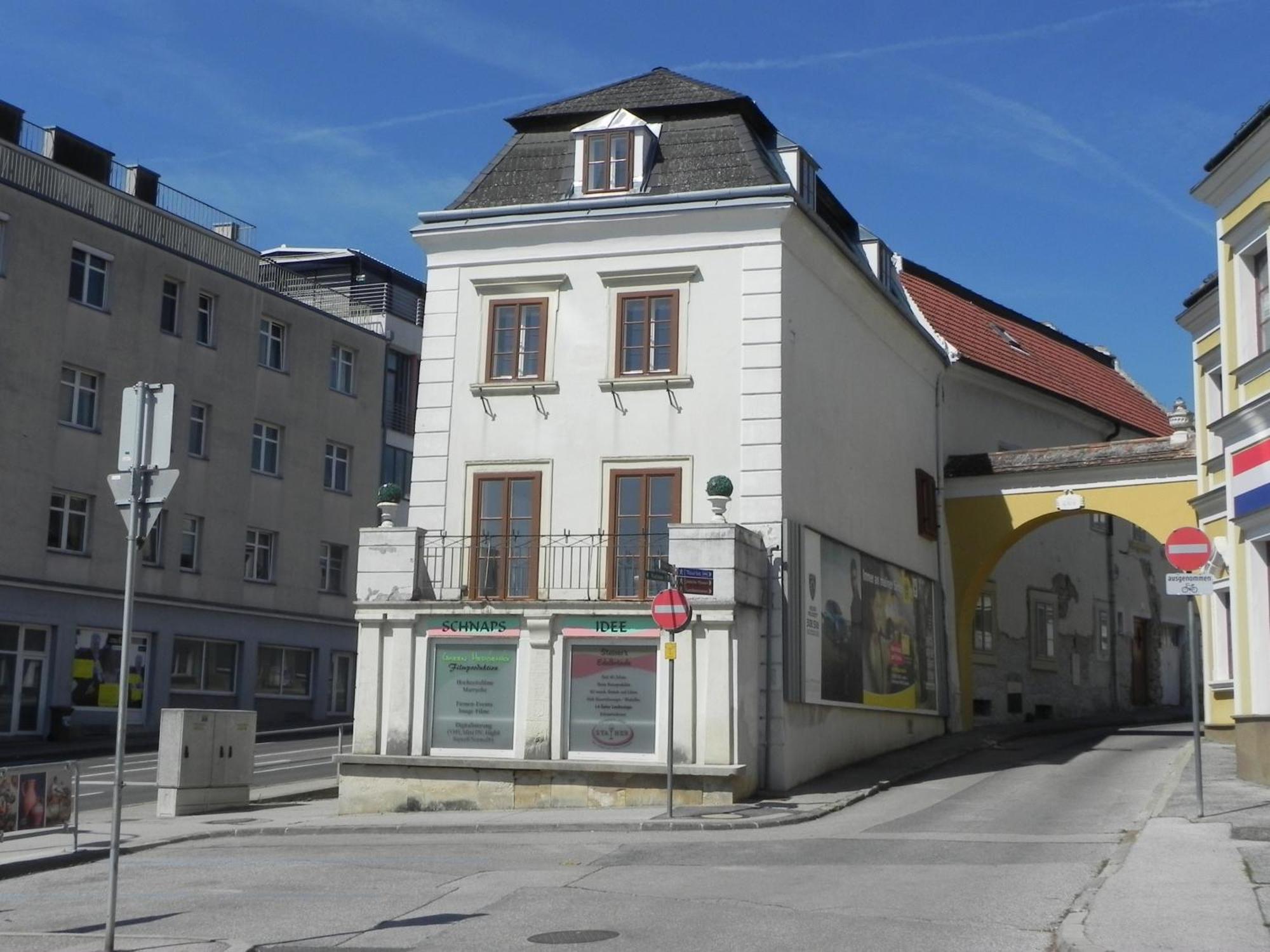Schloss-Appartements Eisenstadt Exterior photo